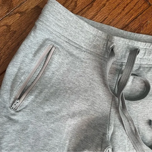 ALO Yoga Gray Moto Joggers XS - Picture 4 of 7